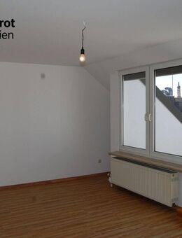 "Sonnig wohnen" - attraktive 3-Zimmer-Wohnung mit Dachterrasse im Zentrum von Deggendorf - Deggendorf