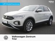 VW T-Roc, 1.5 TSI Life, Jahr 2023 - Trier