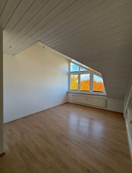 Helle 2,5 Zimmer Wohnung mit Aussicht auf den Hohentwiel - Singen (Hohentwiel)