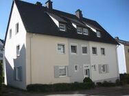 KLEINE DREI-ZIMMER-DACHGESCHOSS-WOHNUNG IN BRÜGGE - Lüdenscheid