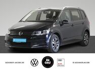 VW Touran, 2.0 TDI Active 3-Zonen, Jahr 2021 - Hannover