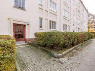 Investieren Sie in Ihre Zukunft - vermietete 3-Zi.-Wohnung mit Balkon als KAPITALANLAGE in Tempelhof - Berlin