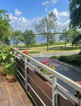 Charmante 2-Zimmer-Wohnung mit Balkon direkt am Binnensee - Heiligenhafen