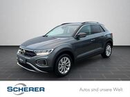 VW T-Roc, 1.5 TSI Life, Jahr 2024 - Ladenburg