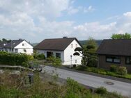 bezugsfertige renovierte ETW in ruhiger Anliegerlage mit Talweitblick u. großer Süd-Terrasse - Warstein