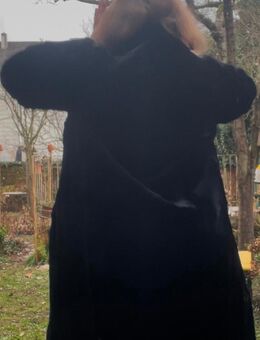 Wintermantel Pelzmantel (Echter Kanin) - Grösse L, tiefschwarz - Trier Zentrum