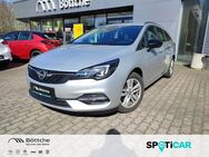 Opel Astra, 1.2 K ST Edition Allwetter, Jahr 2021 - Potsdam