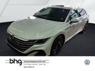 VW Arteon, Shooting Brake R-Line Arteon Shooting Bra, Jahr 2021 - Freiburg (Breisgau)