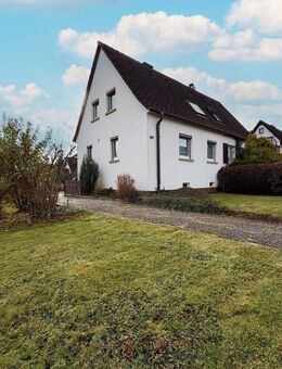 TOP-Preis...die Modernisierung kann starten. 4 Zimmer auf 131 m². Herrliches Grundstück. Südstadt. - Villingen-Schwenningen