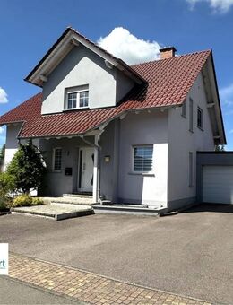 GRENZBEREICH L-SCHENGEN: WOHNHAUS MIT 180 M² WFL. + 60 M² GARAGEN - Mettlach