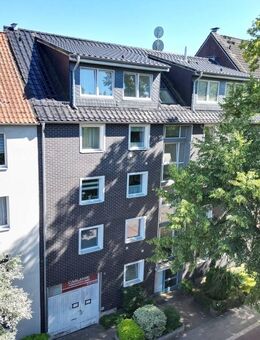 Investieren mit Sicherheit: Top gepflegtes MFH mit 10 WE, Büro & 7 Garagen - voll vermietet - Hamburg