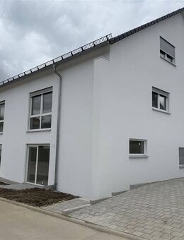 Exklusive Neubau-Doppelhaushälfte in Burgberg - stilvolles Wohnen mit Komfort - Giengen (Brenz)