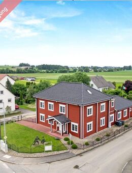 Ansprechendes Schwedenhaus mit zusätzlicher Einheit und Wellness-Bereich in naturnaher Lage - Burgrieden