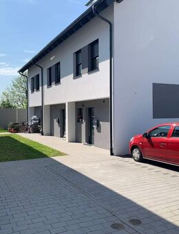 Großes Reiheneck/mittelhaus mit Garten - Steinfeld (Rheinland-Pfalz)