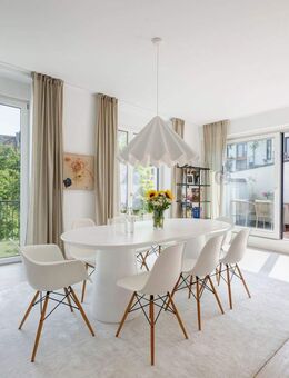 Einzigartig: Vielseitige und ruhige City-Villa mit Dachterrassen und Balkonen nahe dem Gärtnerplatz - München