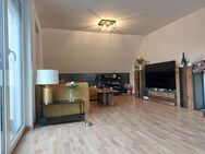 5-Zi. ETW in Bindlach, Bj. 2014, 129 m² Wfl., Garage u Stellpl, Balkon, ruhige Lage - Bindlach