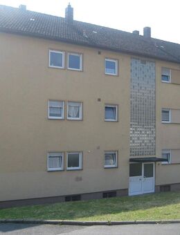 Charmante 4-Zimmer-Wohnung mit Balkon in Niederstetten - Niederstetten