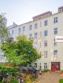IMMOBERLIN.DE - Ruhige Altbauwohnung mit hellem Ambiente im Schillerkiez - Berlin