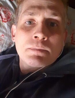 Suche langfristige Freundschaft / Beziehung - Bochum