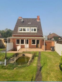 Modernisierungsbedürftiges Ein- bis Zweifamilienhaus mit Baugrundstück in Rommerskirchen-Butzheim - Rommerskirchen