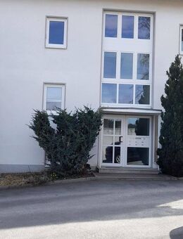 Naila, schöne Eigentumswohnung im 2. Obergeschoss - Naila