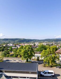 Lichtdurchflutetes Penthouse auf dem Hünerberg mit großer Dachterrasse und herrlicher Aussicht - Lörrach