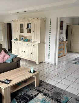 Lichtdurchflutete, gepflegte Maisonettewohnung in Velen mit Balkon in zentraler Wohnlage - Velen