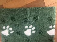 Hundematte/Hundebett in grün kuschelig 110x85 cm neu - Issum
