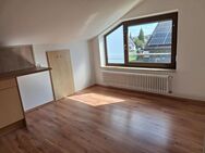 moderne 3 Zimmer Dachgeschosswohnung - Blumberg