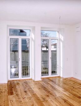 Wunderschöne hochwertig sanierte stylische 3 Zimmer Wohnung in begehrter Lage zum Wohlfühlen - Augsburg