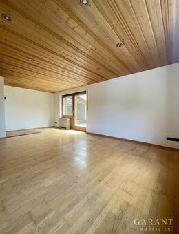 Drei Zimmer, Terrasse, Garten, Garage, Werkstatt - Deggendorf