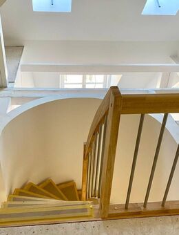 132 qm Dachgeschosswohnung mit besonderem Flair - Fahrstuhl im Haus - Hannoversch Münden Zentrum