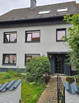Renovierte EG Wohnung, Erstbezug, Garten, nähe Golfplatz - Homburg