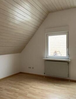 Hier wohnen Sie richtig, mitten in der Stadt, neu sanierte 2,5 Zimmer-Wohnung - Offenburg