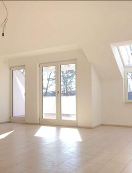 Neubau, neu möblierte 2 ZW,Atelier-Wohnung 70 QM Warmmiete 1300, Ffm-Süd Neu-Isenbrg 6 Min.zur S-Bah - Neu Isenburg