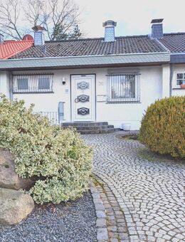 Einziehen, Leben und Genießen: Sehr gepflegtes EFH mit Sauna in Neuss-Vogelsang - Neuss