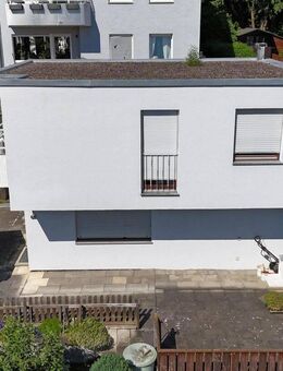 Haus oder Wohnung? Eigenständiger Flachdachanbau mit viel Potential. - Esslingen (Neckar)