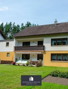 Familienhaus mit Einliegerwohnung, Garten, Balkon, 2 Garagen TOP Anbindung A9 & Bahnhof Neuhaus/Peg. - Neuhaus (Pegnitz)