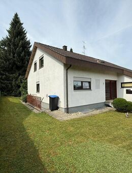 Großes und ruhig gelegenes Architekten Haus mit ELW im DG + Schöner Garten - Horb (Neckar)