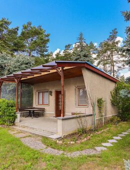 Ihr Naturidyll zum Entspannen - Bungalow mit Pool, Garten und Gästehaus - Schönebeck (Elbe)