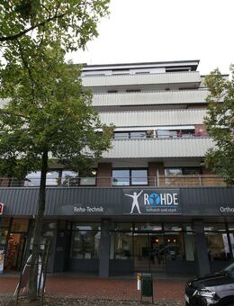 Großes Wohn- und Geschäftsgebäude im Zentrum Rotenburgs Am Neuen Markt Mieteinnahmen ca. 20.000 Euro monatlich - Rotenburg (Wümme)