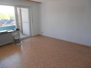 Drei-Zimmer-Wohnung im 3. Obergeschoß mit Blick ins Grüne im schönen Stadtteil Schildesche, WOHNBERECHTIGUNGSSCHEIN erforderlich!!! - Bielefeld