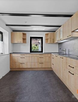 ***Einfamilienhaus mit Charme und guter Lage - gepflegt, mit Potenzial zur Modernisierung*** - Augsburg