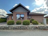 Bungalow mit Vollkeller und Garage in ruhiger Wohnlage - Fredenbeck