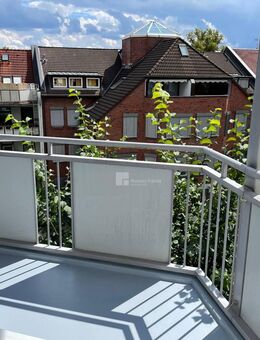 Modernes zentrales Apartment mit Balkon und Einbauküche & Duschbad - Schwerin