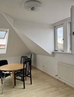 Leerstehend! Gewerbliche Nutzung möglich! Teileigentum - Nürnberg