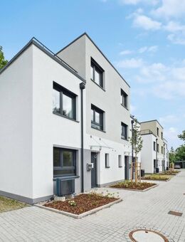 Erstbezug - Außergewöhnliche Doppelhaushälfte in Schwabach zu verkaufen - Schwabach