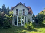 Wohnen im Doppel: Ein- und Mehrfamilienhaus auf über 1.000 m² Traumgrundstück in Rastatt-Niederbühl - Rastatt