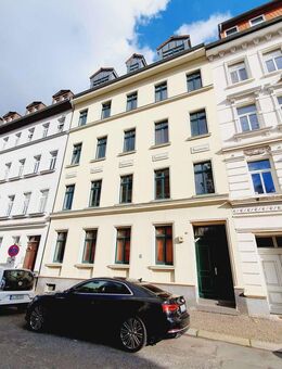 Helle 2-Raum-Wohnung mit Tageslichtbad, Dusche und Einbauküche! - Leipzig