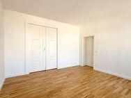 Erstbezug nach Kernsanierung: Stilvolle Altbauwohnung im Herzen der Neustadt - Brandenburg (Havel)